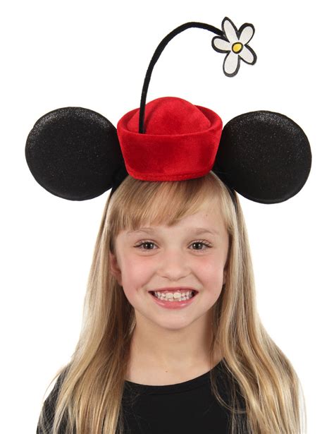 Minnie Mouse's Hat: A Fashion Statement for All Ages